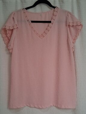 Women’s Pink Lace-Trim V-Neck Blouse